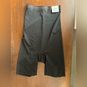 NWT DKNY medium black shapewear high waist thigh slimming